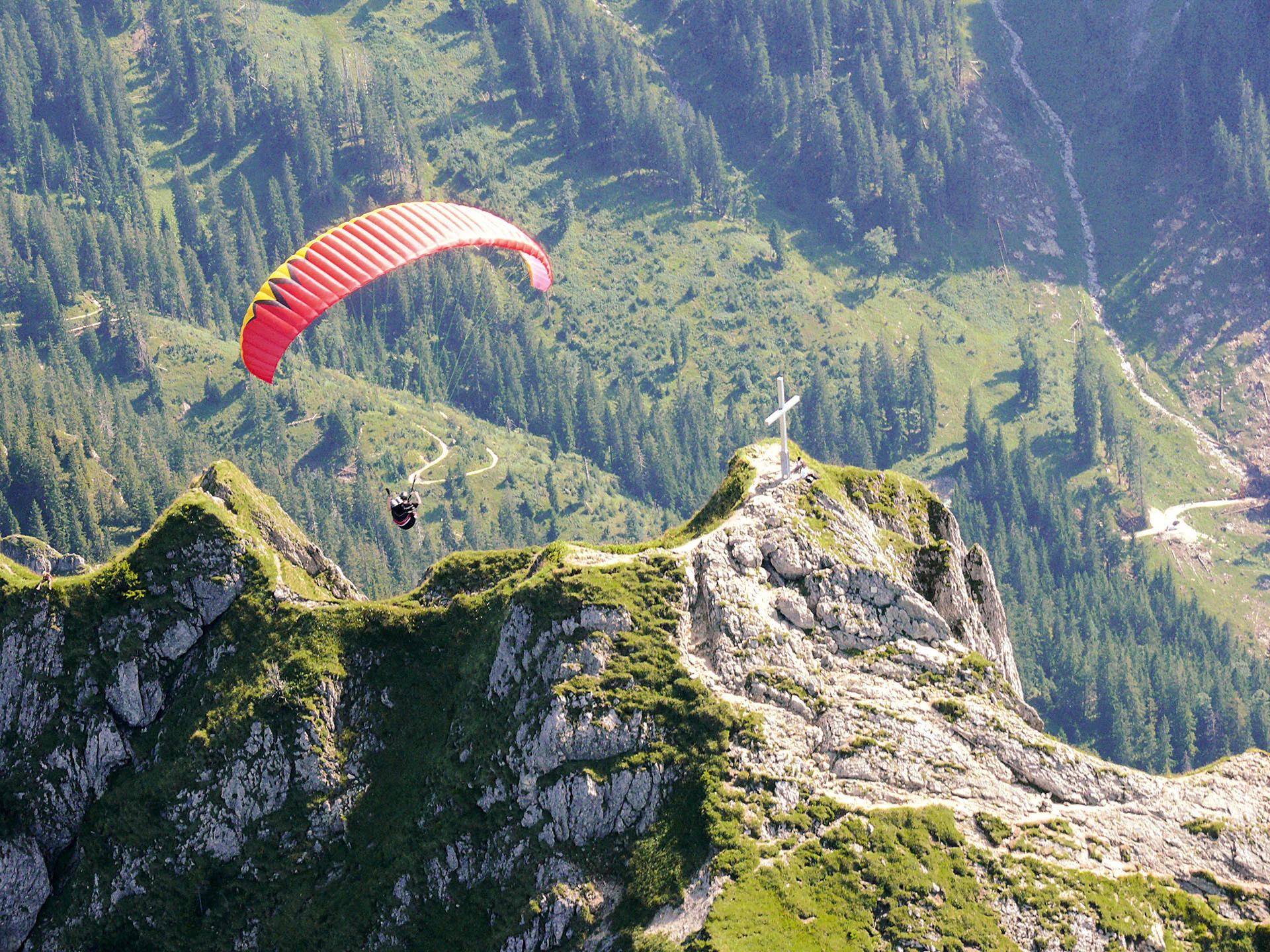 Über dem Brandnerschrofen | © razj
